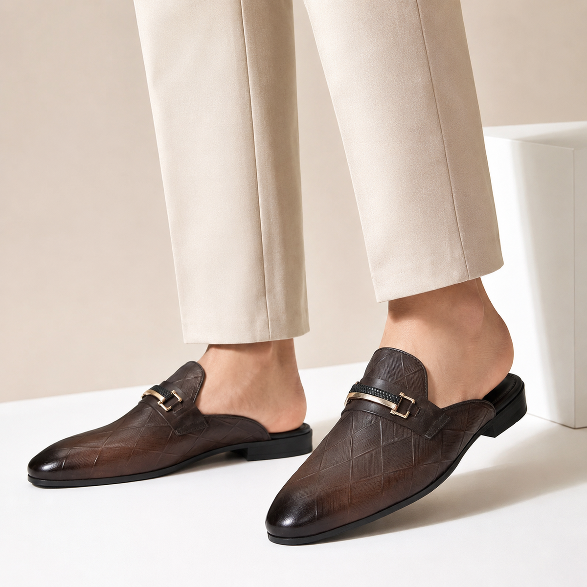 Corvello Cowhide Leather Mules