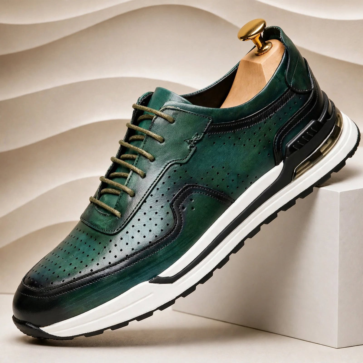 Larello Cowhide Leather Sneakers