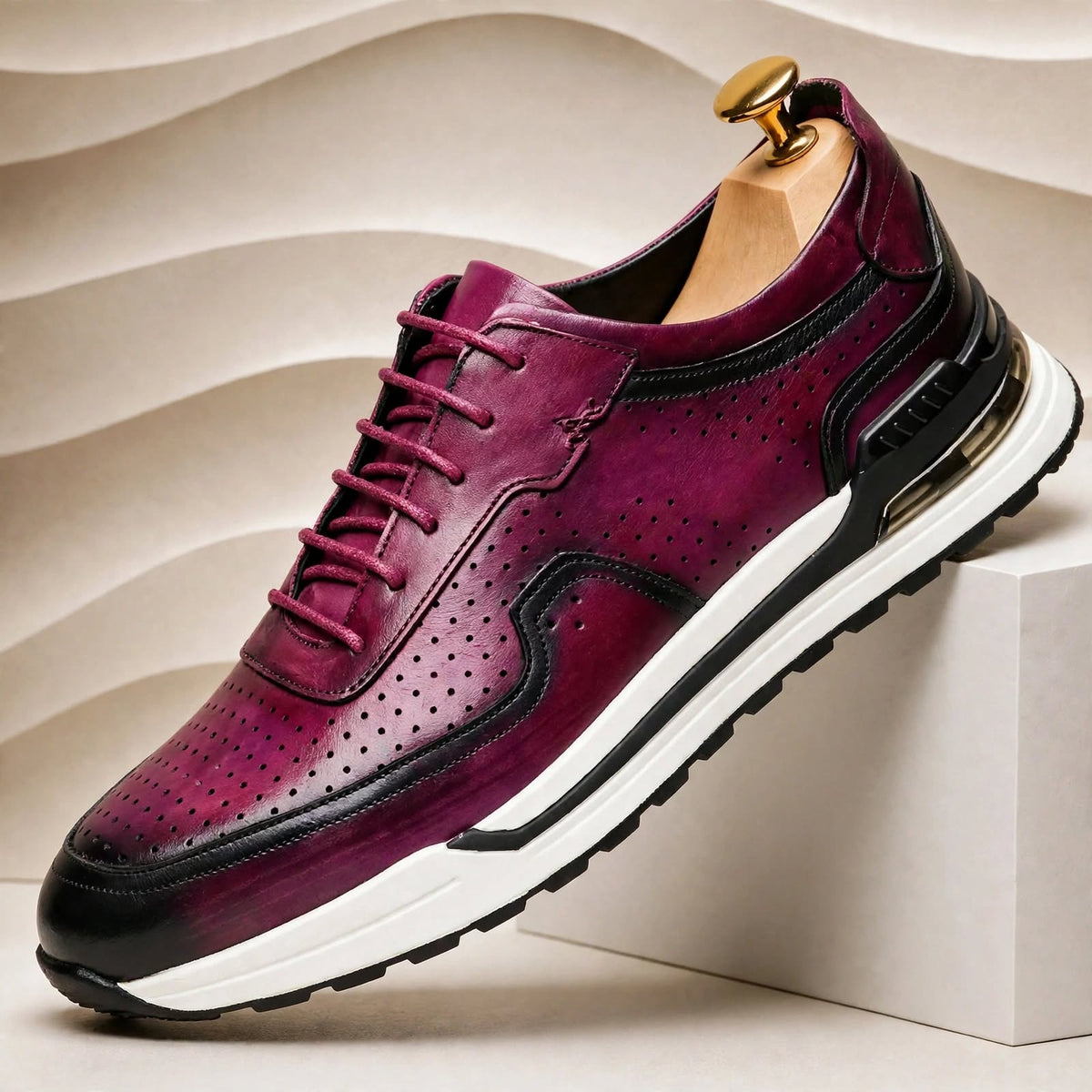 Larello Cowhide Leather Sneakers