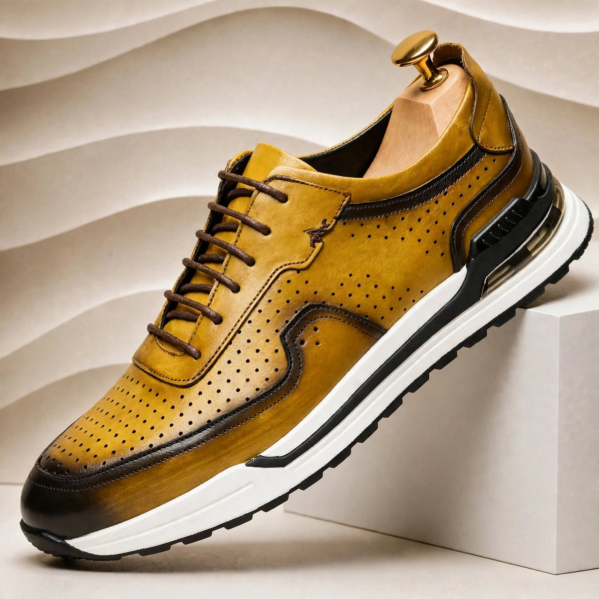 Larello Cowhide Leather Sneakers