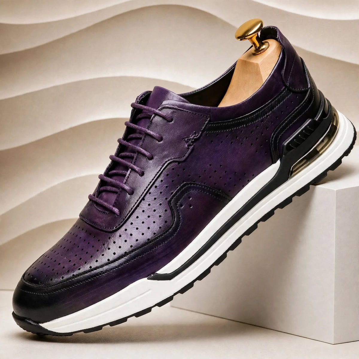 Larello Cowhide Leather Sneakers