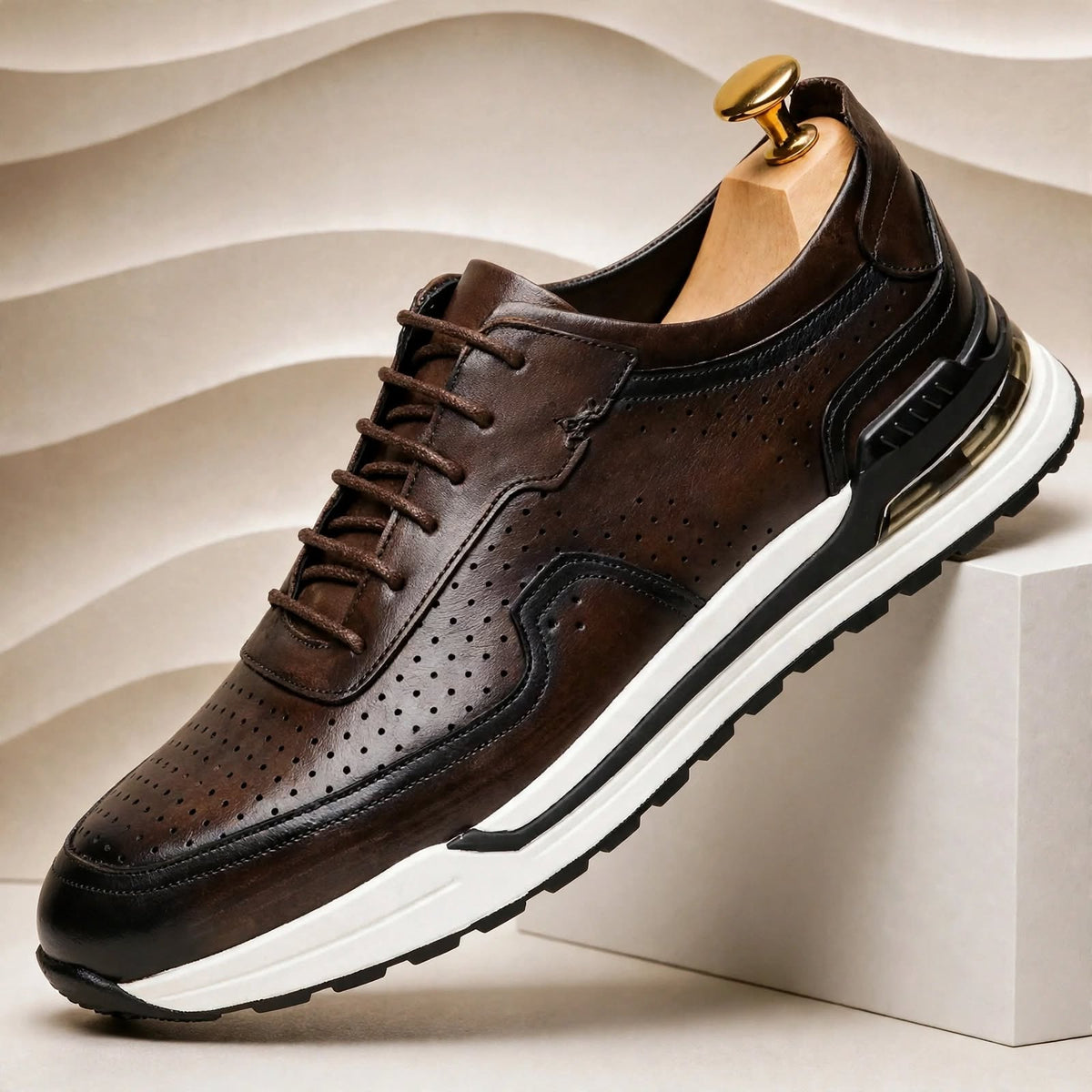 Larello Cowhide Leather Sneakers